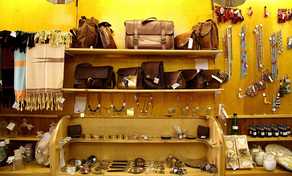 A beduin shop next to Luxor temple.