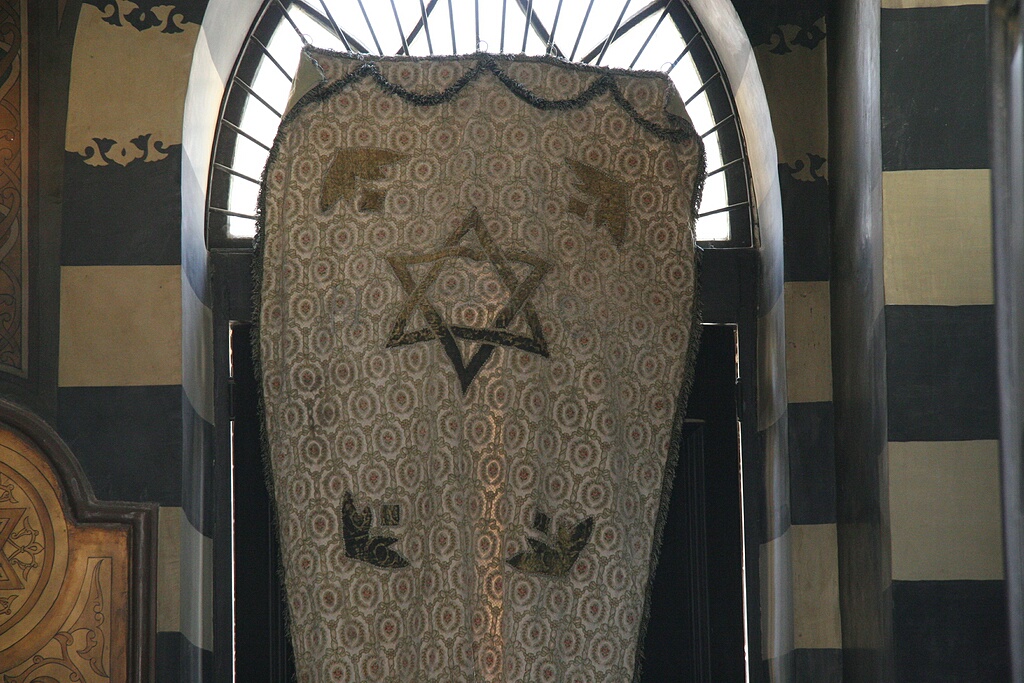 Detail of the cairo synagogue